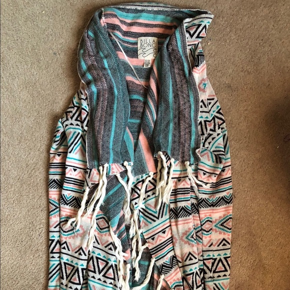 Brand name clothes - Picture 5 of 8